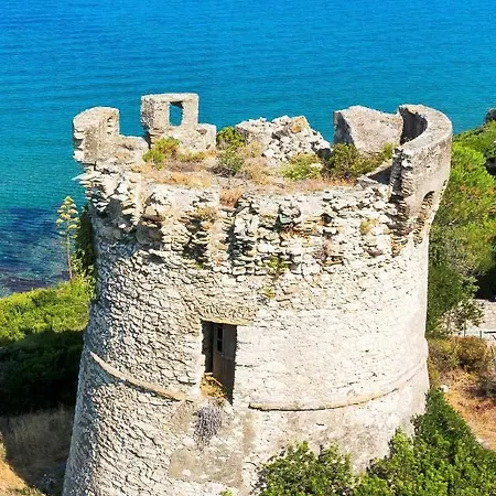 Le Cabanon *